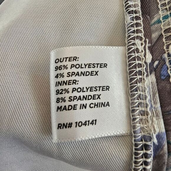 Lady Hagen Golf Skirt With Built In Shorts Sz 6. Total Length 16" Like New! - Picture 7 of 8